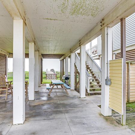 Beachfront Texas Retreat - 2 Decks, Patio And Views! Surfside Beach Εξωτερικό φωτογραφία