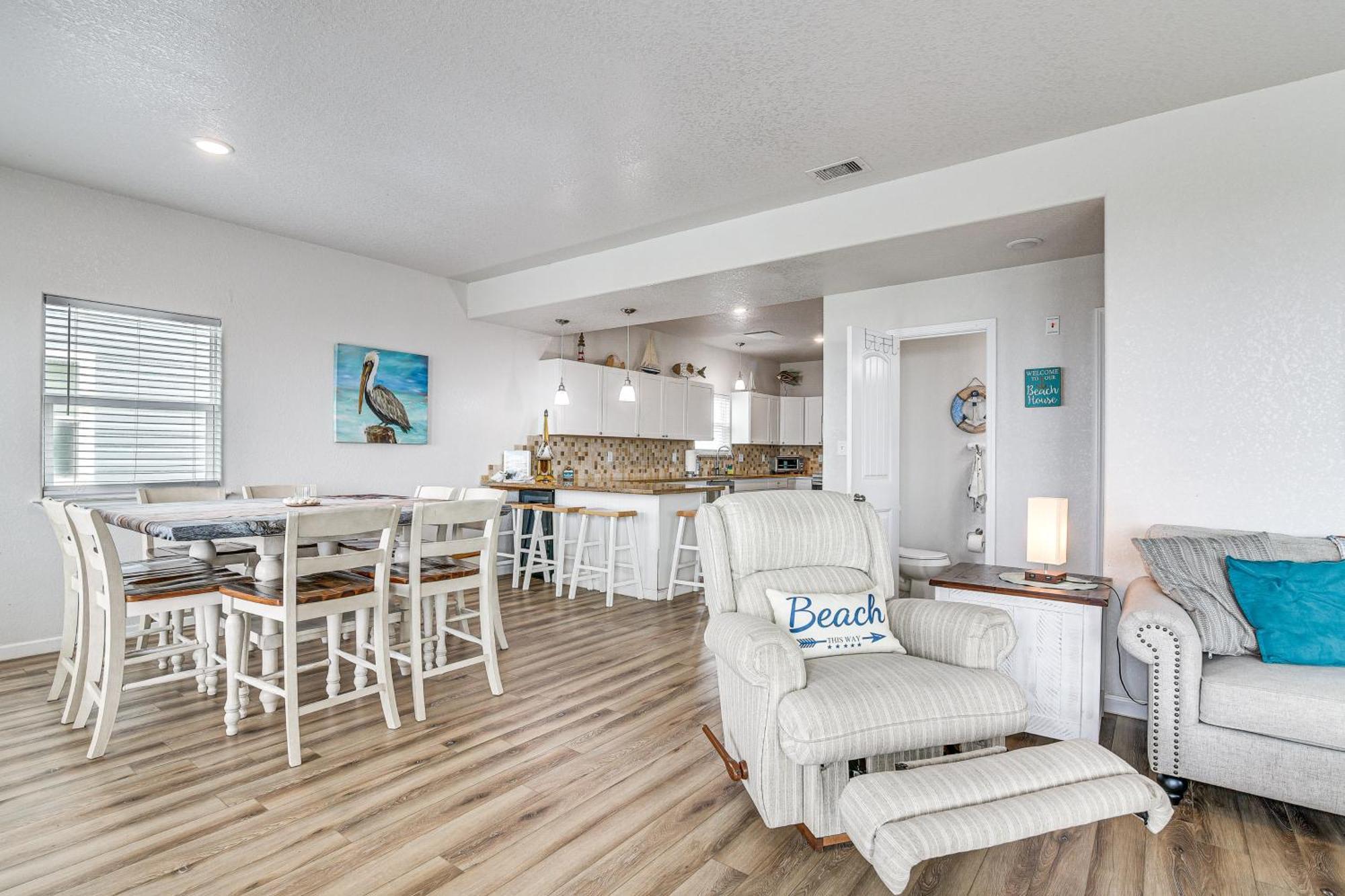 Beachfront Texas Retreat - 2 Decks, Patio And Views! Surfside Beach Εξωτερικό φωτογραφία